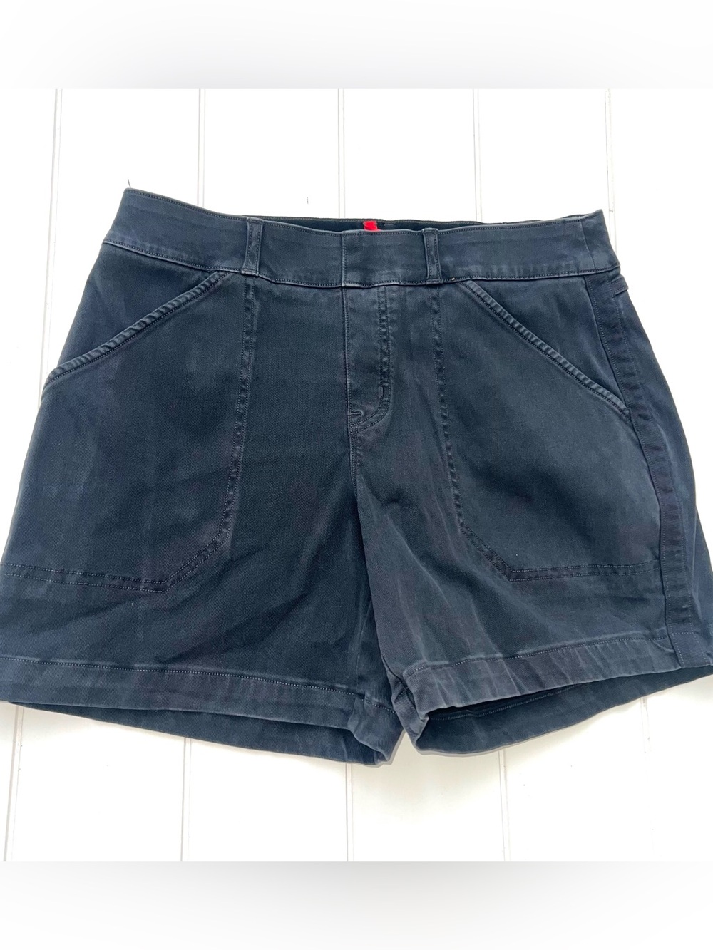 SPANX Stretch Twill 6" Shorts Black Pull-On Utility Pockets Size Medium